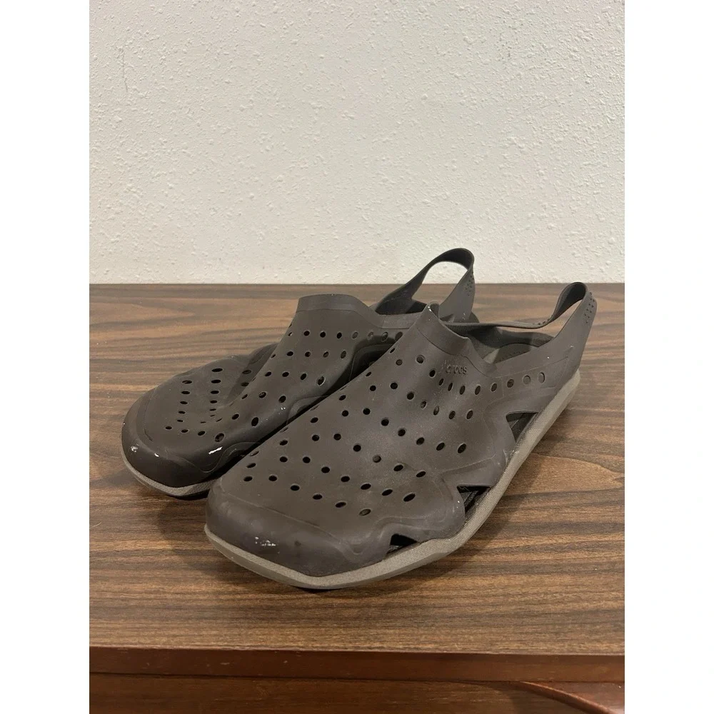Crocs Mens Swiftwater Wave Sandals Brown Water Shoes Comfort Size 13 Clogs